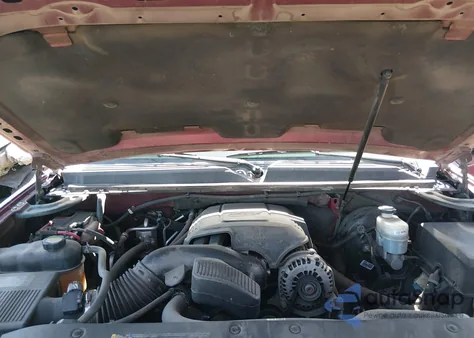 2011 GMC Yukon Sle z USA, uszkodzony, nr VIN 1GKS1AE0XBR135056